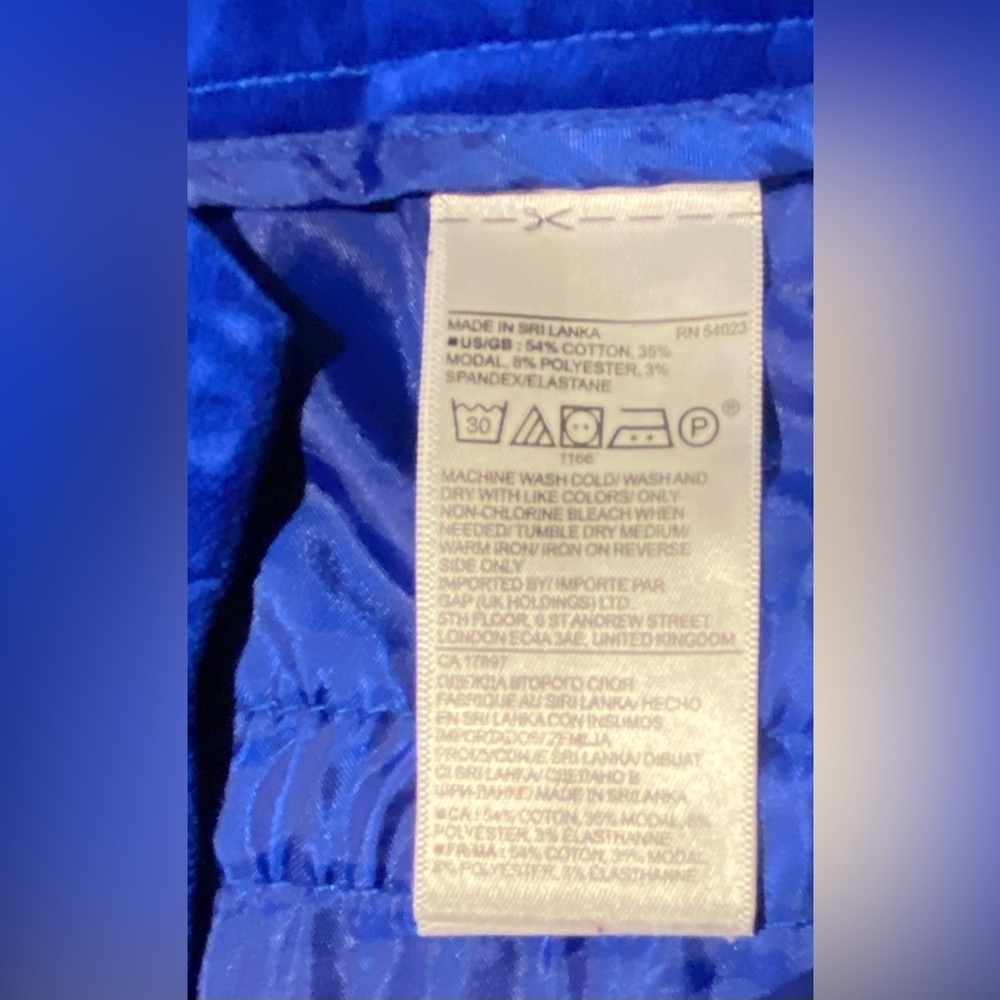Banana Republic Sloan Fit Blue Velvet Pants, size 12L - Picture 6 of 9